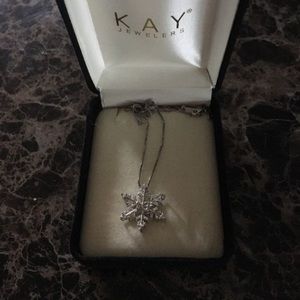 Kay jewelers snowflake necklace
